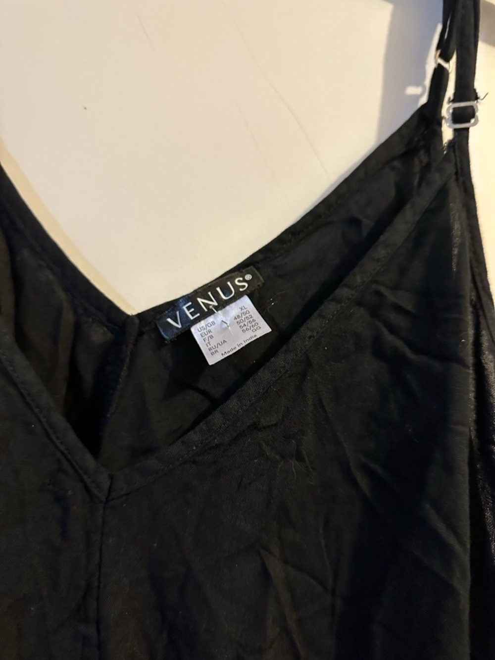 VENUS Black V-Neck Satin Slip